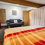 Apartment Appartements Bergfried - Ski In Ski Out, Inklusive Sommerkarte, Zentral Mit Ausblick Ueber Kaprun *
