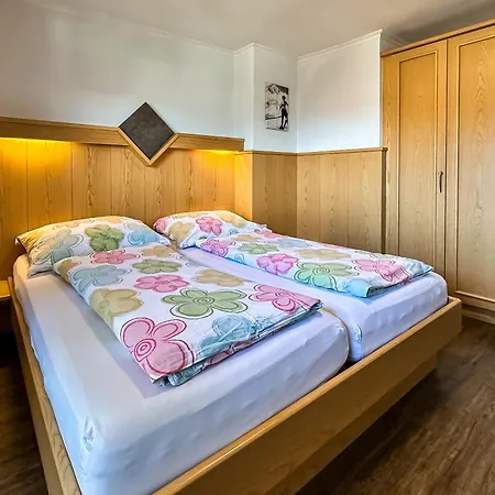 Appartements Bergfried - Inklusive Sommerkarte, Zentral Mit Ausblick Ueber Kaprun, Ski In Ski Out *