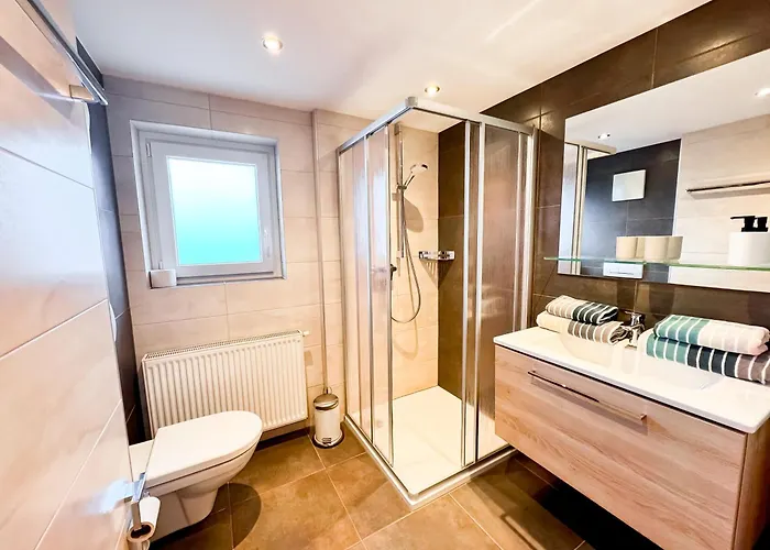 Appartements Bergfried - Ski In Ski Out, Inklusive Sommerkarte, Zentral Mit Ausblick Ueber Kaprun Lejlighed