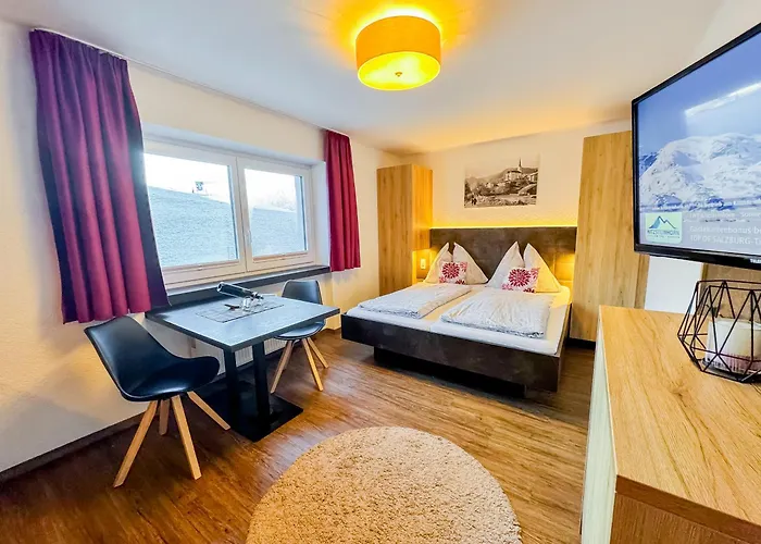 Appartements Bergfried - Ski In Ski Out, Inklusive Sommerkarte, Zentral Mit Ausblick Ueber Kaprun Lejlighed *