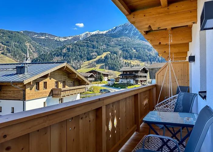 Appartements Bergfried - Ski In Ski Out, Inklusive Sommerkarte, Zentral Mit Ausblick Ueber Kaprun * Kaprun