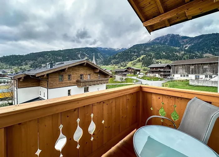 Appartements Bergfried - Ski In Ski Out bis ca Mitte oder Ende März, inklusive Sommerkarte, zentral mit Ausblick über Kaprun Kaprun