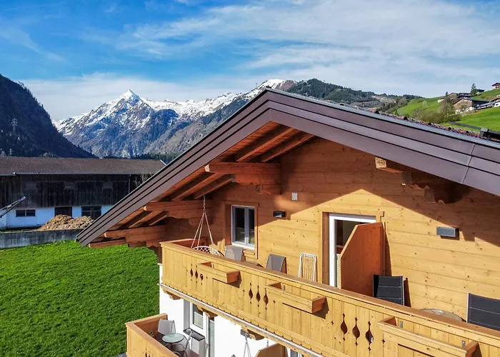 Appartements Bergfried - Ski In Ski Out, Inklusive Sommerkarte, Zentral Mit Ausblick Ueber Kaprun * Kaprun