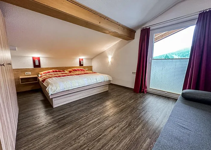 Appartements Bergfried - Ski In Ski Out, Inklusive Sommerkarte, Zentral Mit Ausblick Ueber Kaprun *
