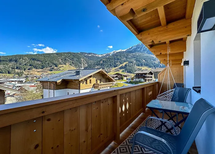 Apartamento Appartements Bergfried - Ski In Ski Out bis ca Mitte oder Ende März, inklusive Sommerkarte, zentral mit Ausblick über Kaprun