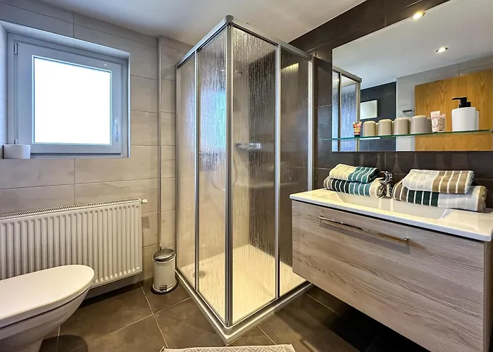 Appartements Bergfried - Ski In Ski Out, Inklusive Sommerkarte, Zentral Mit Ausblick Ueber Kaprun Lejlighed