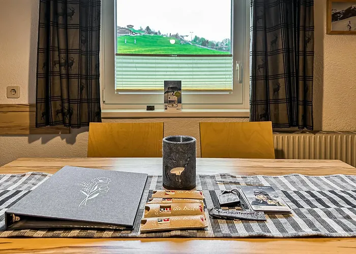 Apartment Bergfried - In Out Bis Ca Mitte Oder Ende Maerz, Inklusive Sommerkarte, Zentral Mit Ausblick Ueber Kaprun