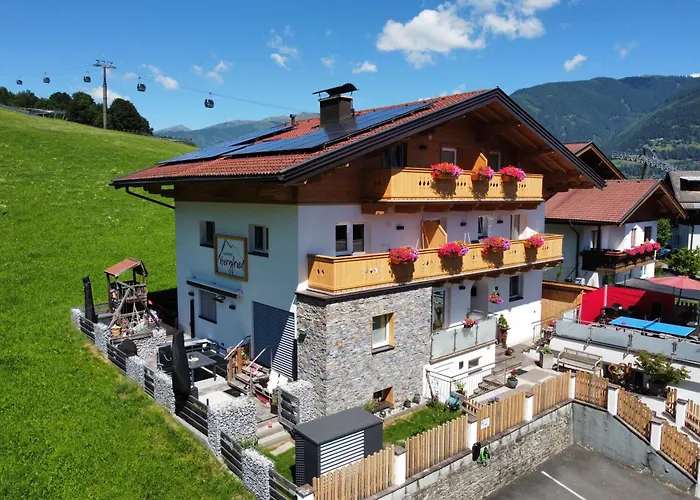Apartamento Appartements Bergfried - Ski In Ski Out bis ca Mitte oder Ende März, inklusive Sommerkarte, zentral mit Ausblick über Kaprun *
